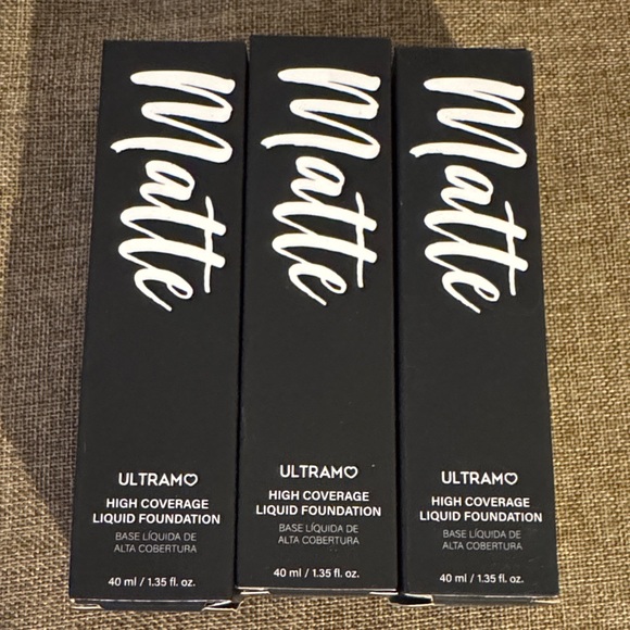 Matte High Coverage Liquid Foundation - set of 3 - Picture 1 of 4